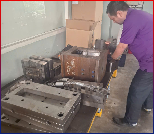 Hợp tác gia công khuôn